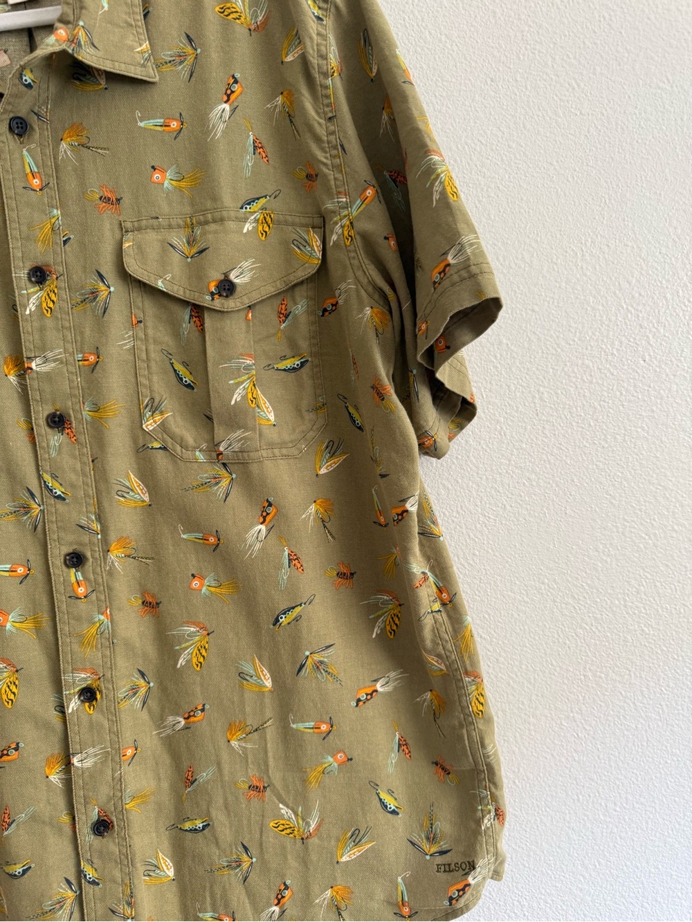 FILSON LT WT ALASKAN GUIDE SHIRT SHORT SLEEVE LURES OLIVE Sz XL - Picture 4 of 7